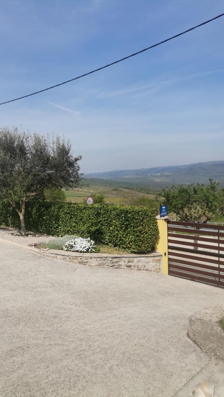 Soba Gracijela Hotel Motovun Luaran gambar