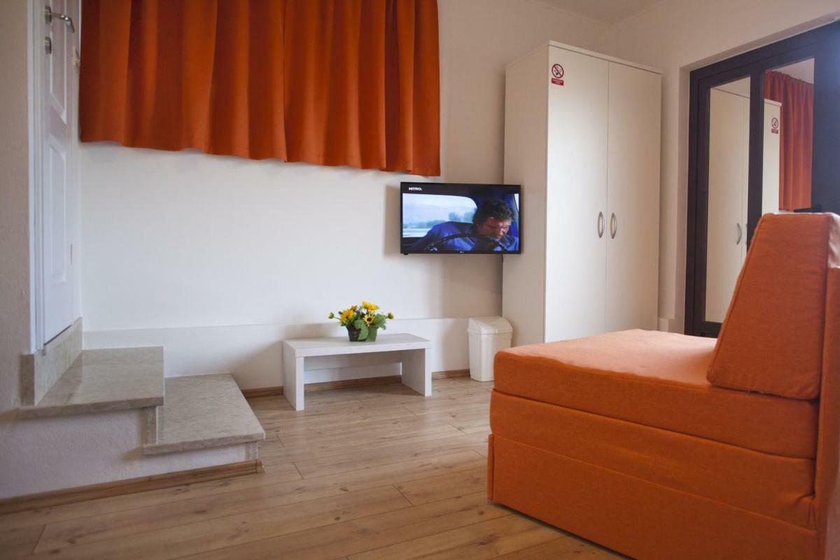 Soba Gracijela Hotel Motovun Luaran gambar